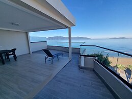 Bes' Sea View Studio