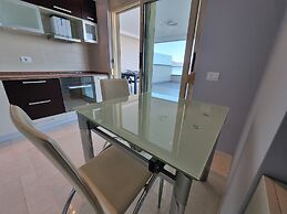 Bes' Sea View Studio