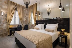 Luxury rooms Golden Palace City Centre