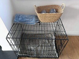 2-bed Coastal Cottage - Sleeps 4 - Pet Friendly