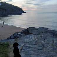 2-bed Coastal Cottage - Sleeps 4 - Pet Friendly