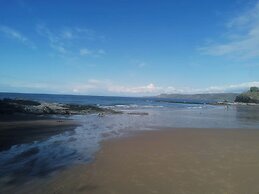 2-bed Coastal Cottage - Sleeps 4 - Pet Friendly