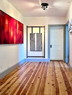 Franklin Fab Gallery House