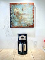 Amazing Historic 1800s Carriage House