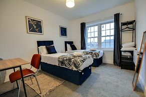Manchester Gem - Stylish Apartment in Wigan