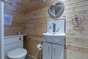 The Lodge at Brambles Farm