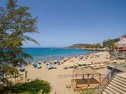 Beachfront Apartment in Playa de Mogan
