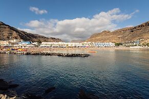 Beachfront Apartment in Playa de Mogan