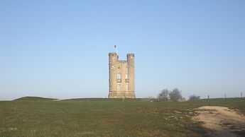 Hand Built log Cabin at Avonvale Holiday Lodges
