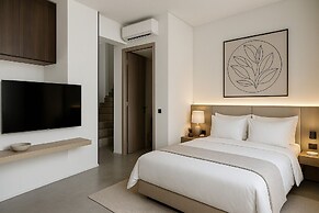 THE NIXON Suite and Apartments Hotel