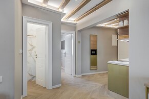 Grand Palace Luxury Retreat - Tale Of The Sea