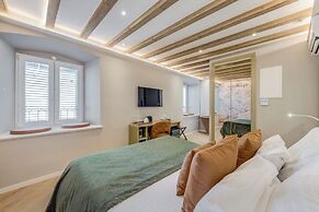 Grand Palace Luxury Retreat - Tale Of The Sea