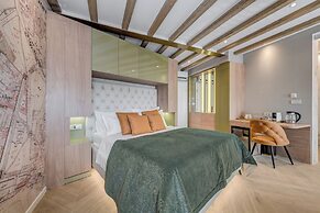 Grand Palace Luxury Retreat - Tale Of The Sea