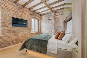 Grand Palace Luxury Retreat - Tale Of The Sea