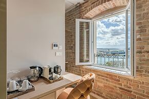 Grand Palace Luxury Retreat - Tale Of The Sea