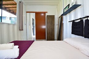 Contêiner Exclusivo - Praia da Gamboa