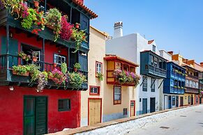 Home Elias LA Palma City