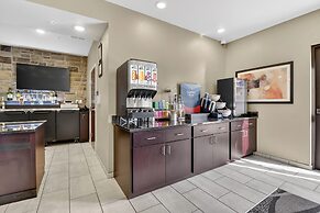 Cobblestone Hotel & Suites - Eaton