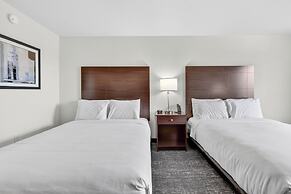 Cobblestone Hotel & Suites - Eaton