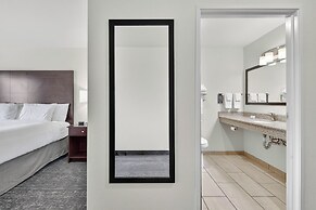 Cobblestone Hotel & Suites - Eaton