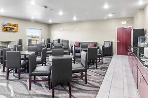 Cobblestone Hotel & Suites - Eaton