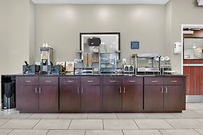 Cobblestone Hotel & Suites - Eaton