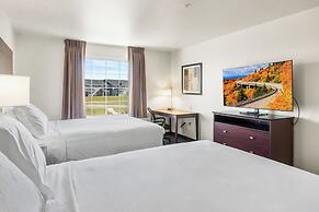 Cobblestone Hotel & Suites - Eaton