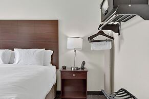 Cobblestone Hotel & Suites - Eaton