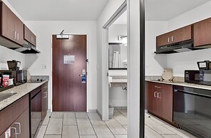 Cobblestone Hotel & Suites - Eaton