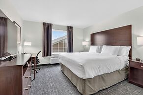 Cobblestone Hotel & Suites - Eaton