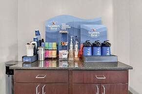 Cobblestone Hotel & Suites - Eaton