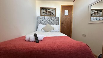 Tower Bridge Roomzzzz BnB