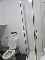 Tower Bridge Roomzzzz BnB