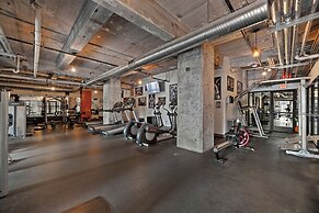 Downtown Dallas Loft