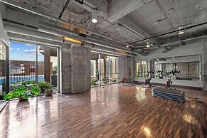 Downtown Dallas Loft