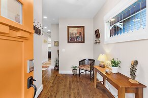 Madrona Bliss A Modern Escape (114429191)