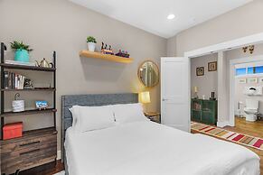 Madrona Bliss A Modern Escape (114429191)