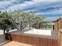 Casa de Frente pro Mar com Piscina