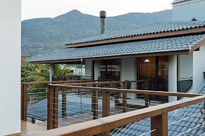 Casa de Frente pro Mar com Piscina