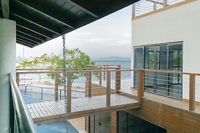 Casa de Frente pro Mar com Piscina