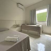 Condomínio com Piscina á 500m da Praia