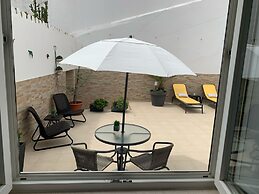 Blue Moon Guesthouse