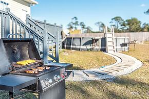 Private Home by the Beach , With hot tub and Pool Dog Friendly