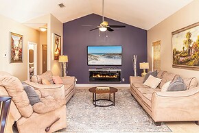 Private Home by the Beach , With hot tub and Pool Dog Friendly