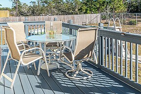 Private Home by the Beach , With hot tub and Pool Dog Friendly