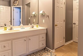 Private Home by the Beach , With hot tub and Pool Dog Friendly