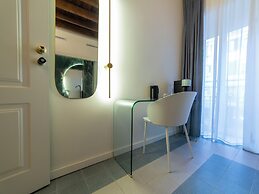 YOUnique Boutique Rooms