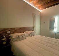 YOUnique Boutique Rooms