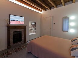 YOUnique Boutique Rooms
