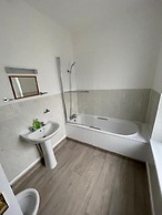 OYO The Castlegate Arms